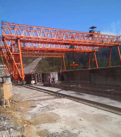 架橋機(jī)租賃費(fèi)一個(gè)月多少錢？