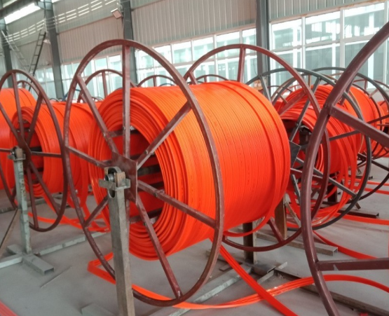 怎么選擇正確的龍門吊滑觸線呢？