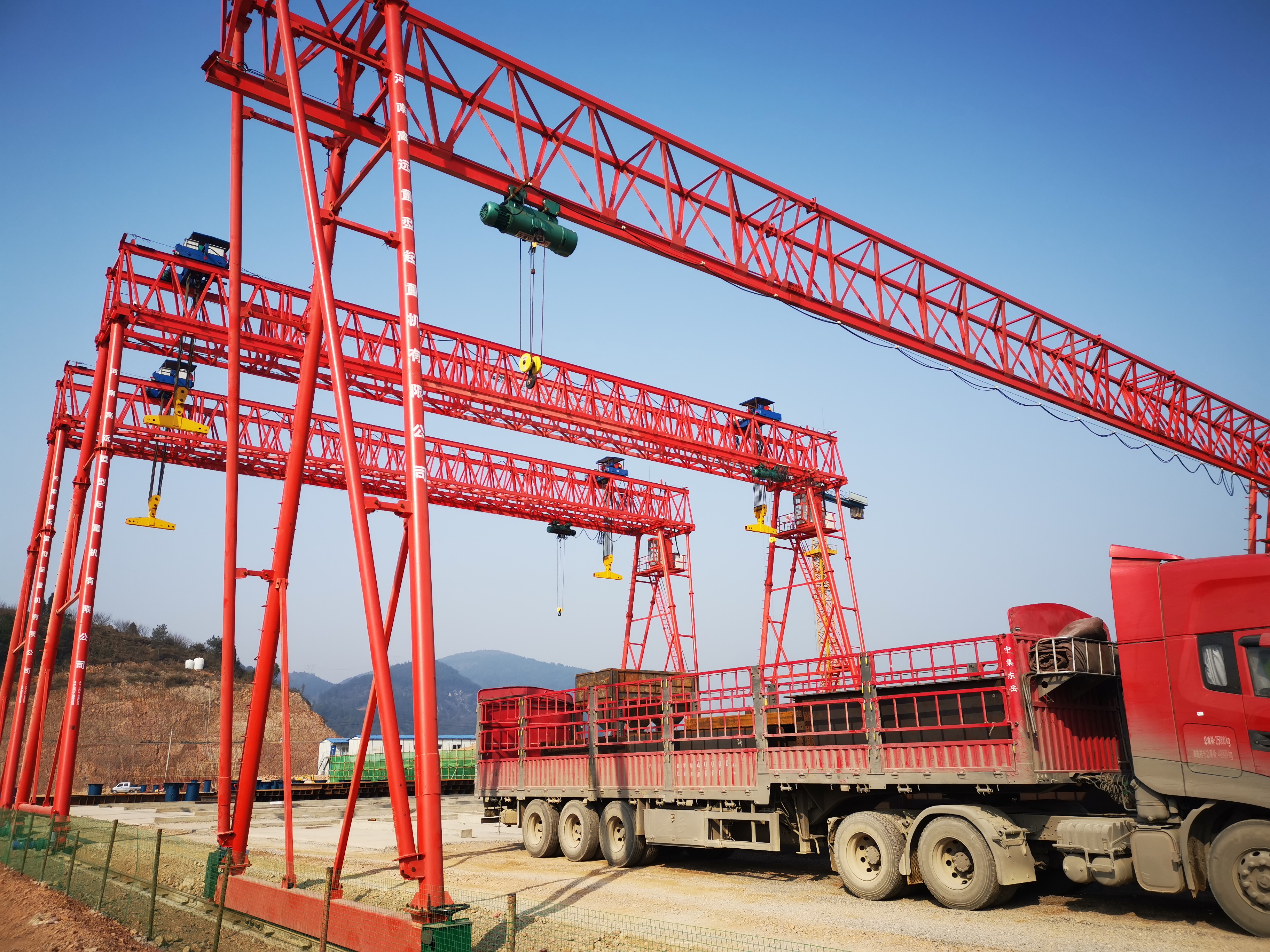 MG80T高腿龍門(mén)吊有哪些檢查內(nèi)容